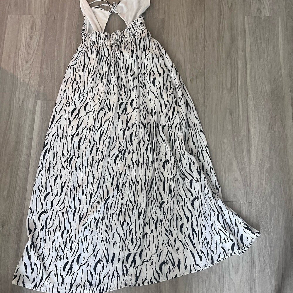 Zebra Print Maxi Cutout Halter Dress Size Medium - Picture 7 of 16